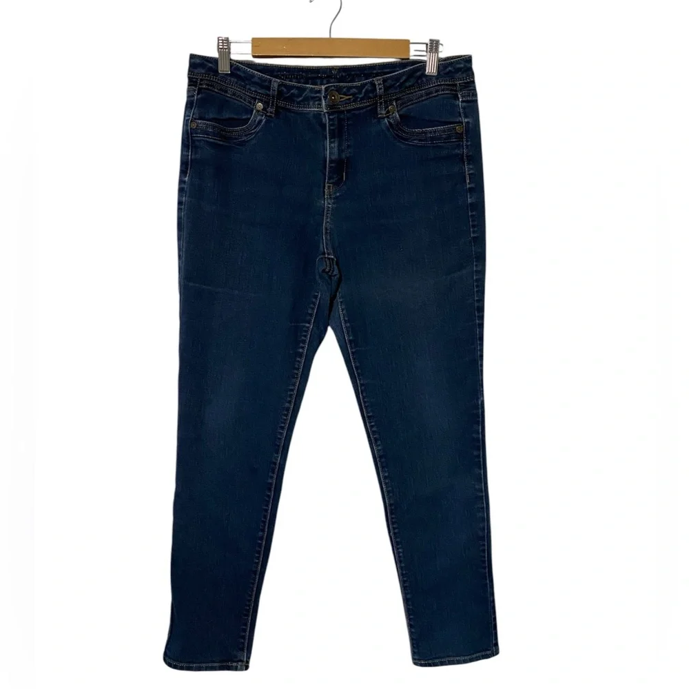Simply Vera Wang Skinny Jeans